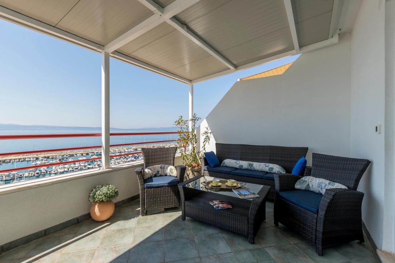 דירות ספליט Seaside Penthouse With Hot Tub Sky Living מראה חיצוני תמונה