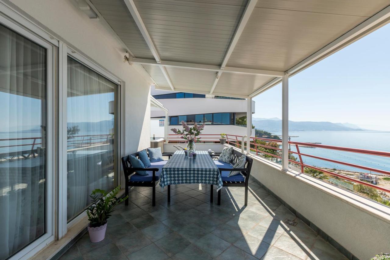 דירות ספליט Seaside Penthouse With Hot Tub Sky Living מראה חיצוני תמונה